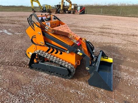 landhero mini skid steer track